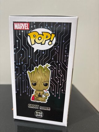 Funko Pop Groot Gamer + Llavero Marvel