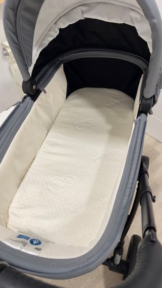 Carro Kinderkraft Nea con capazo