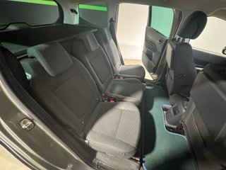 Peugeot 5008 2015