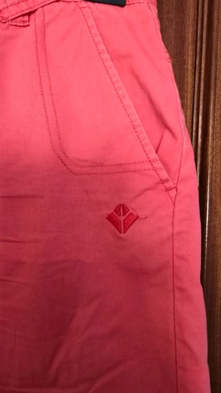 Bermudas color coral