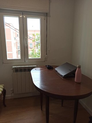 MESA REDONDA EXTENSIBLE VINTAGE – 100€