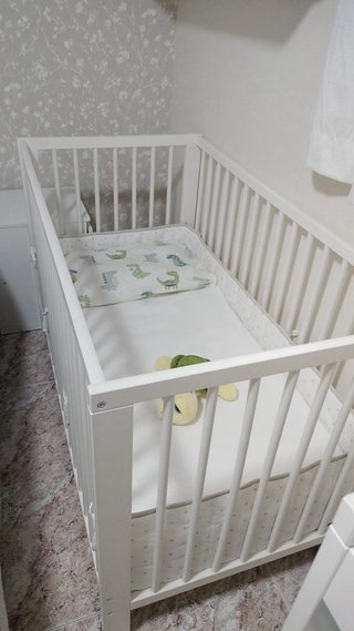 Cuna IKEA Blanca Casi Nueva
