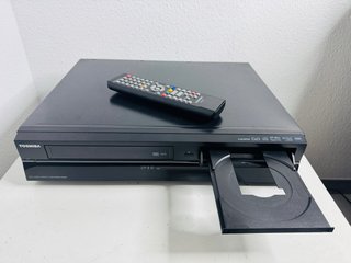 Toshiba DVR80KF: Grabador VHS y Lector DVD