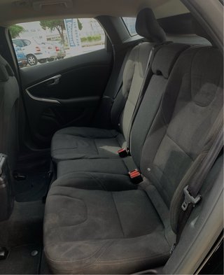 Volvo V40 2014