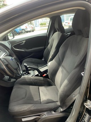 Volvo V40 2014