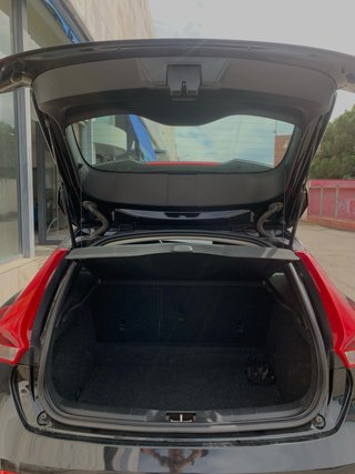 Volvo V40 2014