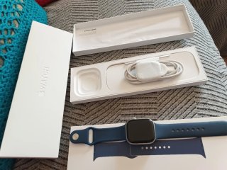 Apple Watch Azul y Plateado