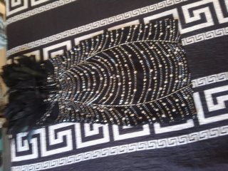 Vestido de fiesta negro y plateado