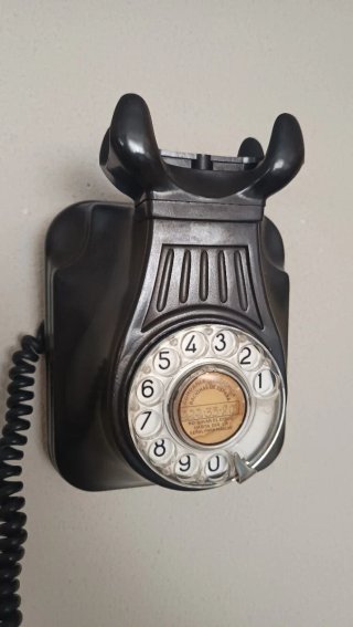 Teléfono antiguo Standard Eléctrica 5522EZ
