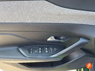 Peugeot 308 5P Allure Pack PureTech 130 S&S EAT8