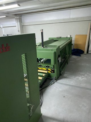Máquina embolsadora de tejido