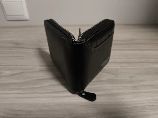 Cartera monedero negra con cremallera