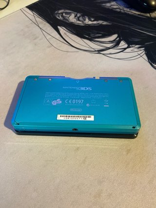 Nintendo 3DS Aqua y juego thunderscat nintendo DS