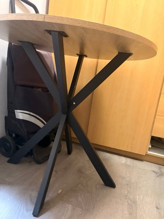Mesa redonda madera y metal