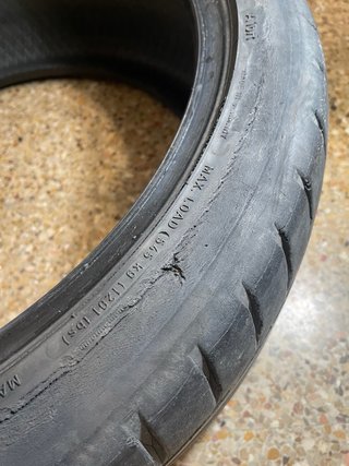 Neumáticos de coche Dunlop  215/40 R17