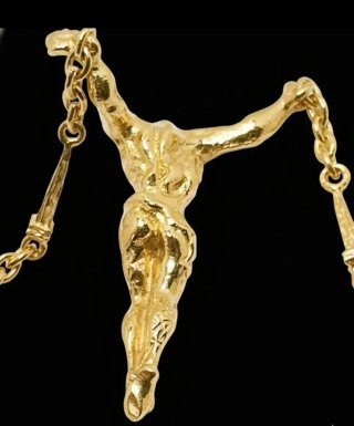 Collar Cristo Salvador Dali acabado en Oro