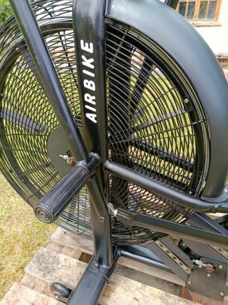 Bicicleta Assault Airbike Negra