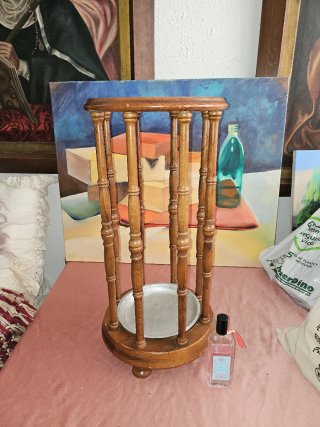 Paragüero de madera y metal