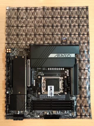 AORUS B650 M ELITE Placa Base
