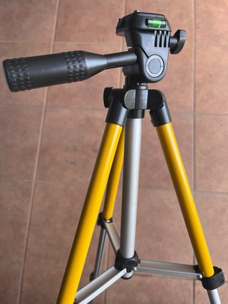Trípode telescópico