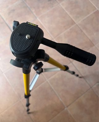 Trípode telescópico