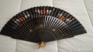 Lote de 3 abanicos decorados