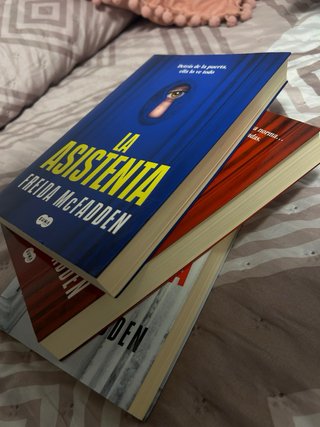 La asistenta
