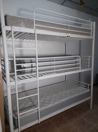 Litera triple metálica blanca