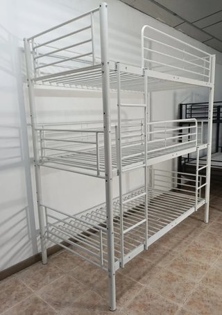 Litera Triple Metálica Gris