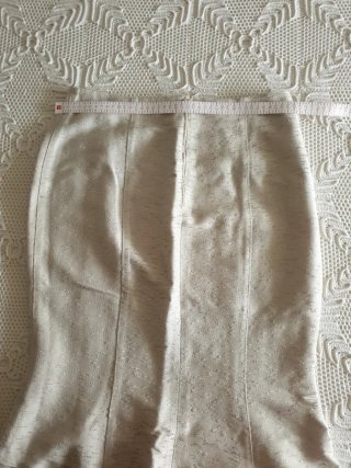 Conjunto Falda y Chaqueta Beige