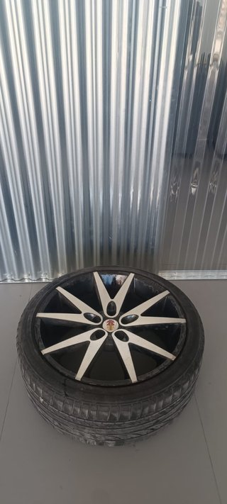Llantas Momo 17” 5x100 Vag/Japonesas