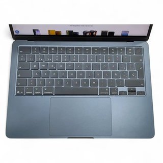 MACBOOK AIR 2025 M4 13'' 256GB/ 16GB RAM SEQUOIA 15.5 + CAJA