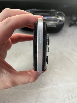 Sony PSP 3000 con cargador y funda