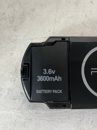 Sony PSP 3000 con cargador y funda