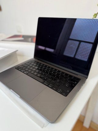 MacBook Pro 1T 32 Ram M1 (Profesional)