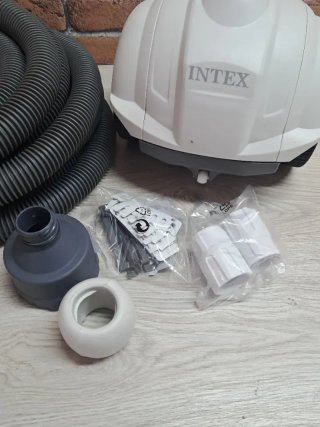 Robot Limpiafondos Piscina Intex Krystal C