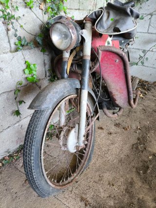 Derbi  Roja y Negra