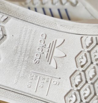 Zapatillas Adidas Retro Blancas y Azules