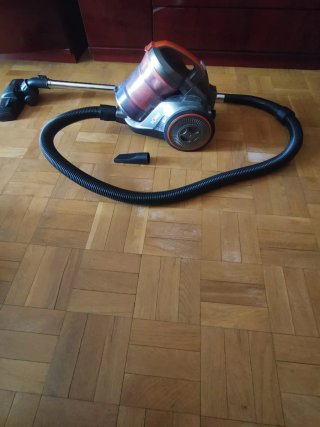 Aspirador sin bolsa Solac