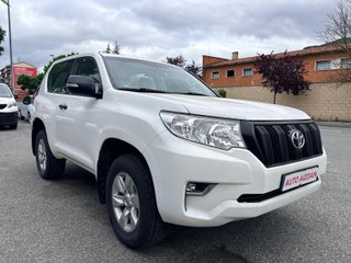 Toyota Land Cruiser 150 2022