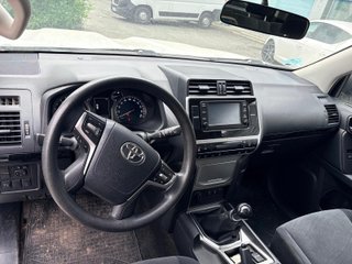 Toyota Land Cruiser 150 2022