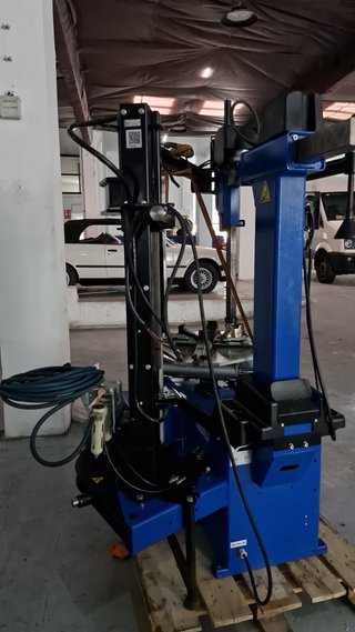 Desmontadora Neumáticos Ravaglioli G7645 V.26