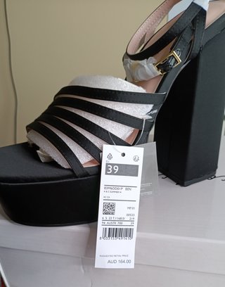 Elegantes sandalias negras tacón plataforma #39