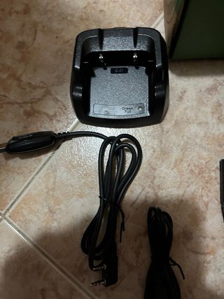 Walkie Talkie Quansheng Negro