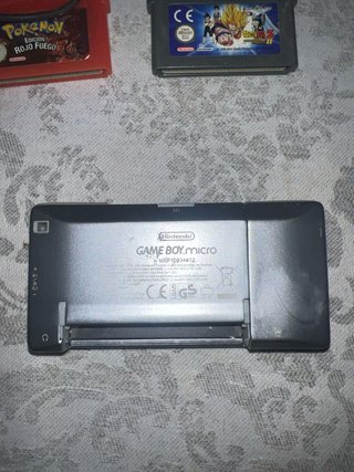 Nintendo Game Boy Micro + Cargador y 4 Juegos