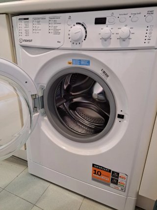 Lavadora Indesit 6kg con garantía motor