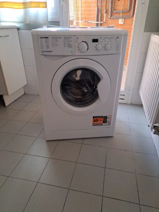 Lavadora Indesit 6kg con garantía motor