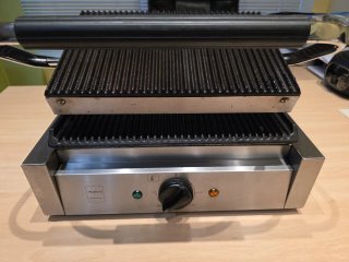 Plancha Profesional Makro