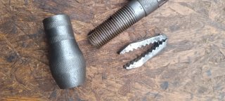 Berbiquí de carpintero y brocas