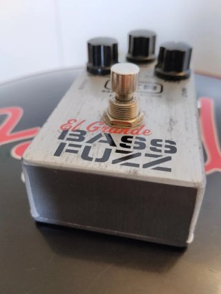 Pedal MXR El Grande Bass Fuzz